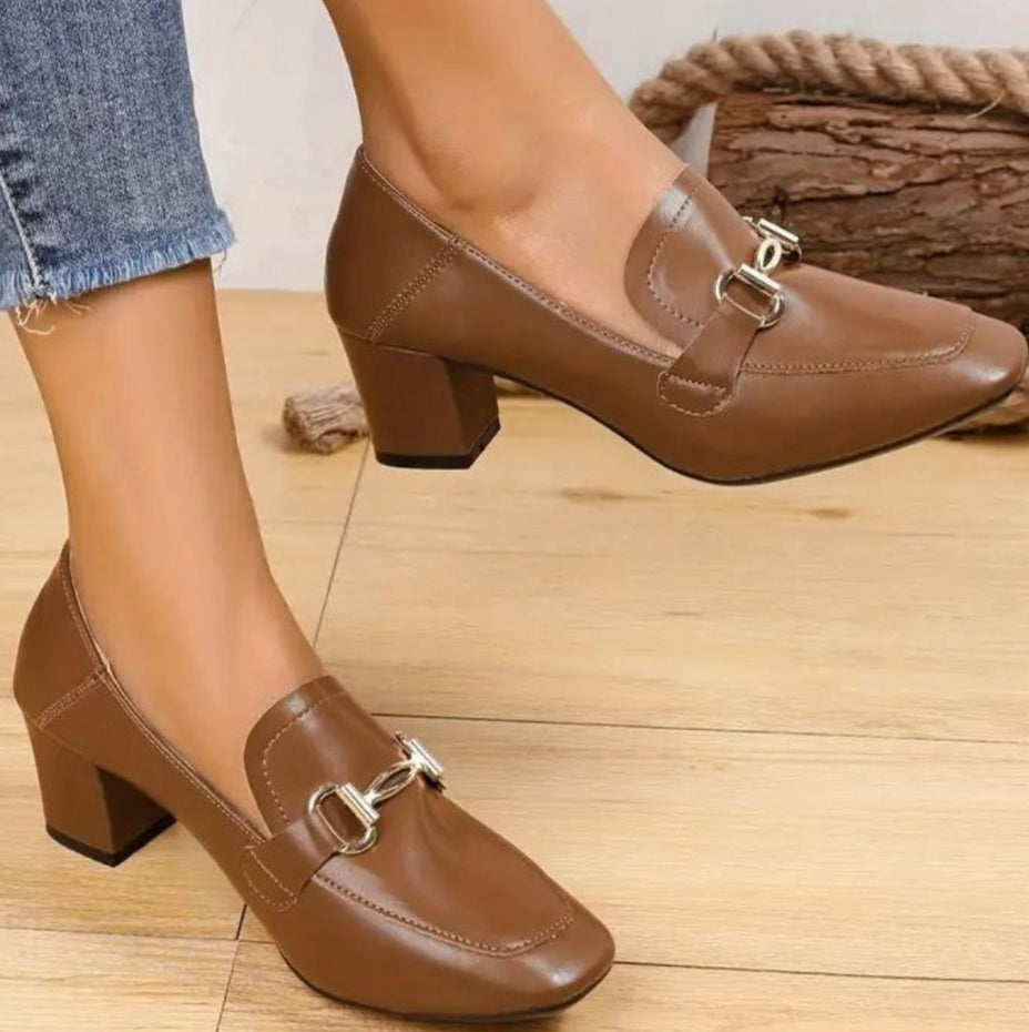 Mocassins Vintage À Talons Et Chaînettes En Cuir Pour Femmes