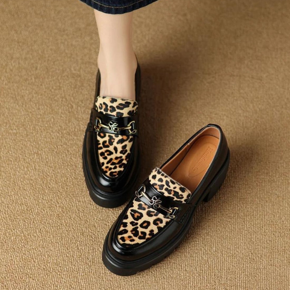 Mocassins Style British Avec Imprimé Léopard Et Boucles Dorées
