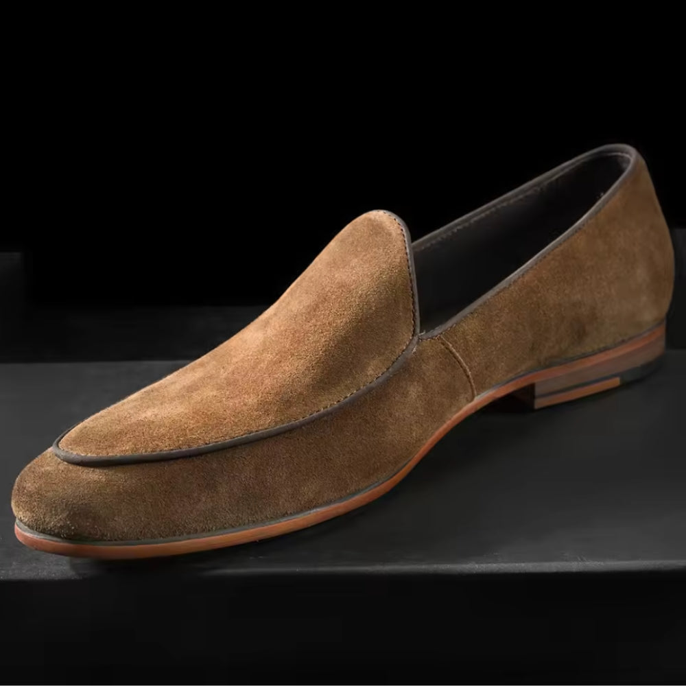 Mocassins Simples À Talons Et Semelle Épaisse