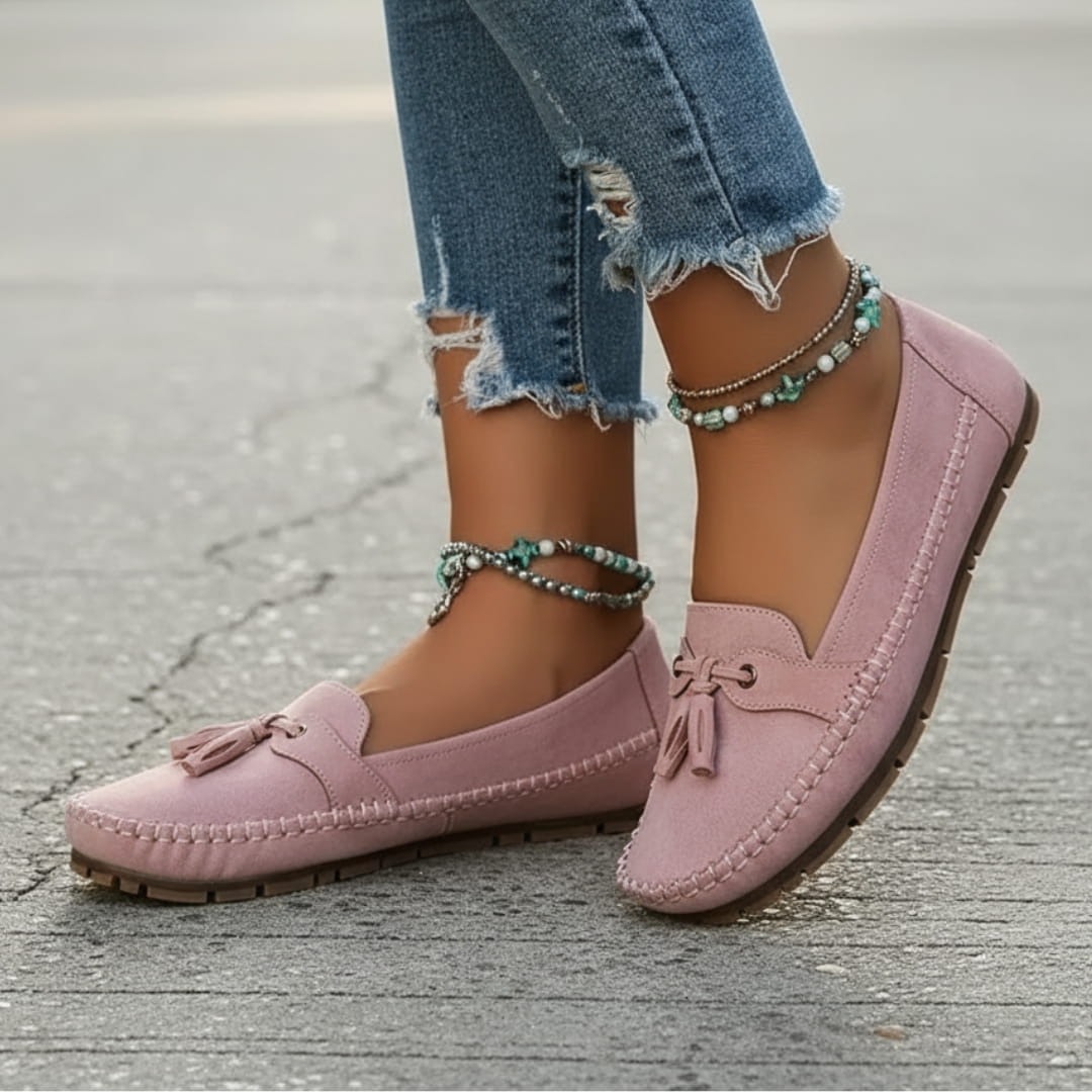 Livia Mocassins en Cuir Souple à Pompons – Chaussures Élégantes Quotidiennes à Enfiler