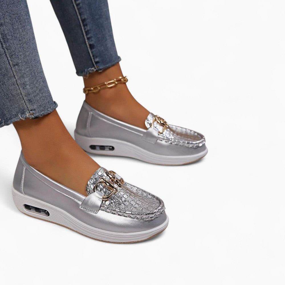 Mocassins Ouverts Compensés Effet Cuir Croco Chaîne Dorée Femme