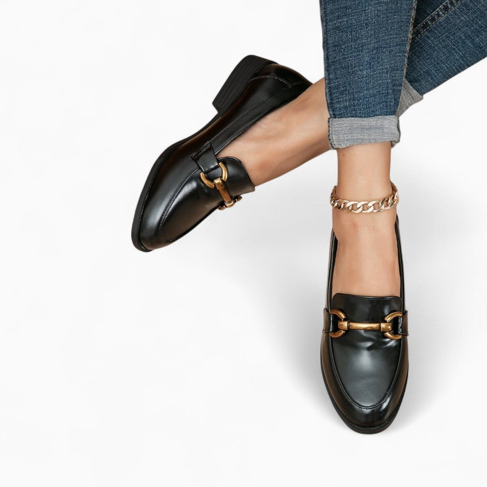 Mocassins Noirs En Cuir Verni À Talons Pour Femmes