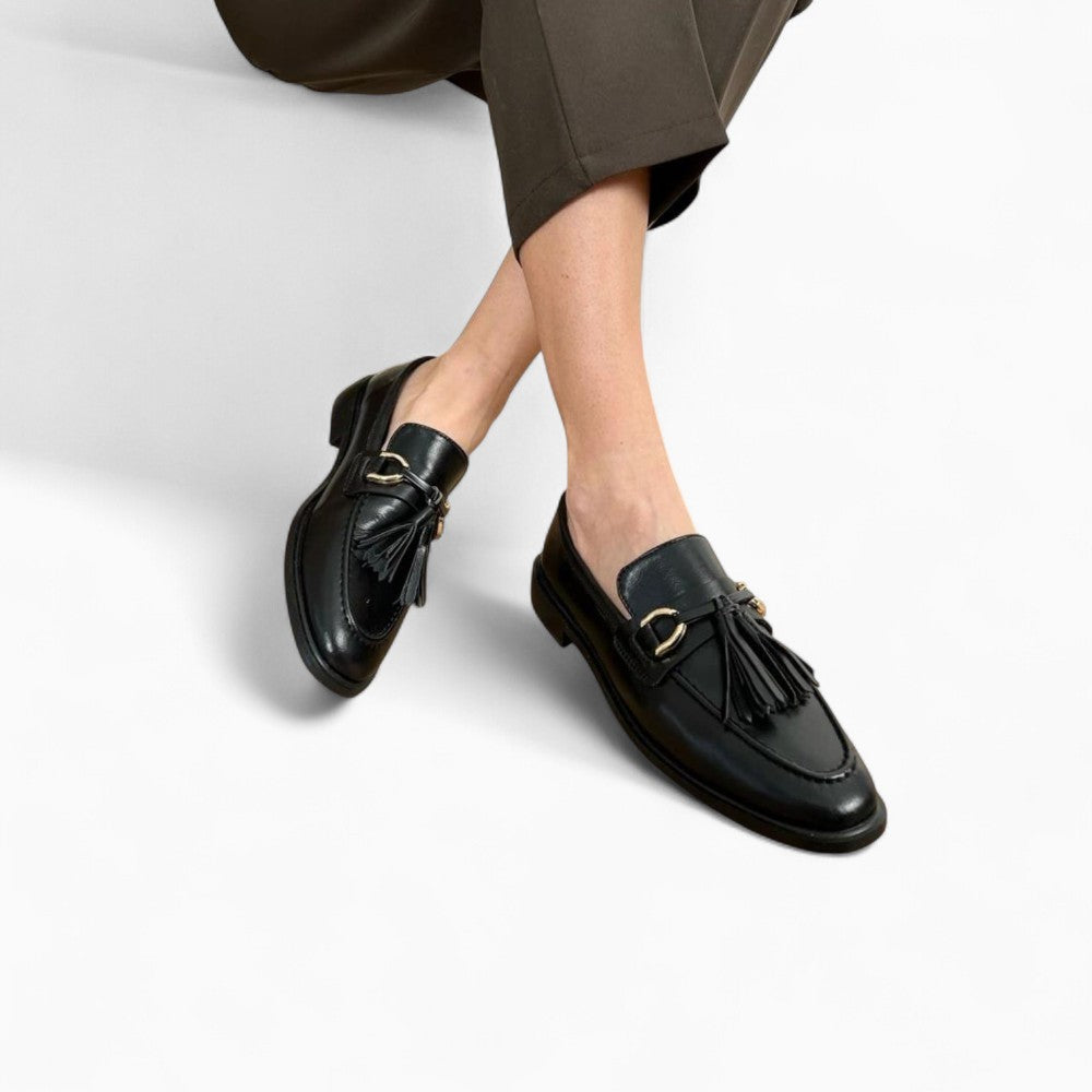 Mocassins Noirs À Glands À Enfiler Pour Femme