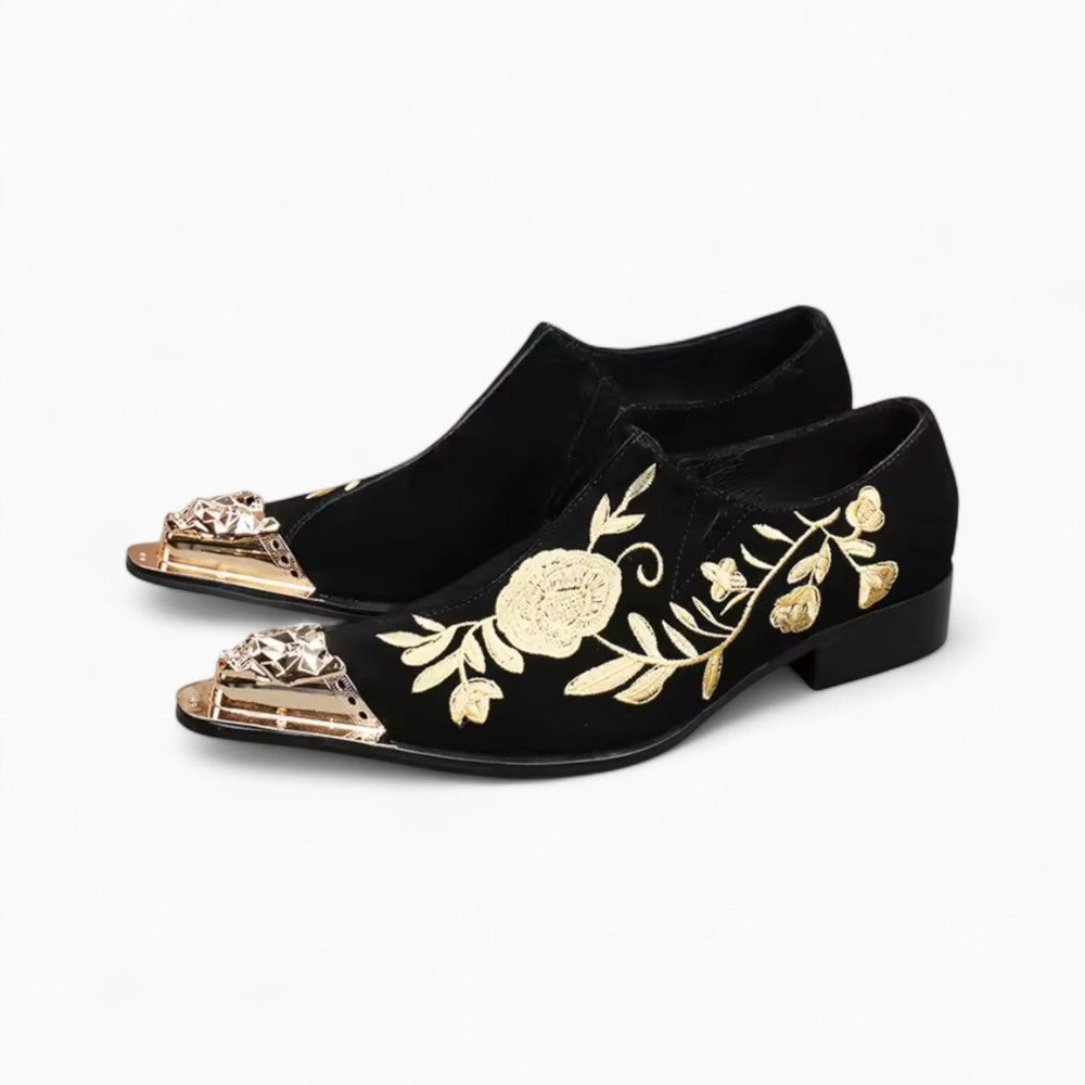 Mocassins En Velours Noir Avec Broderie Florale Dorée