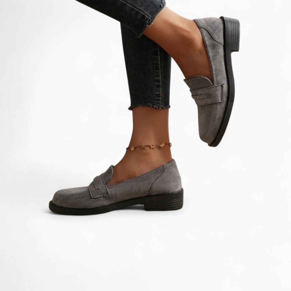 Mocassins Gris Pour Femme En Daim Véritable