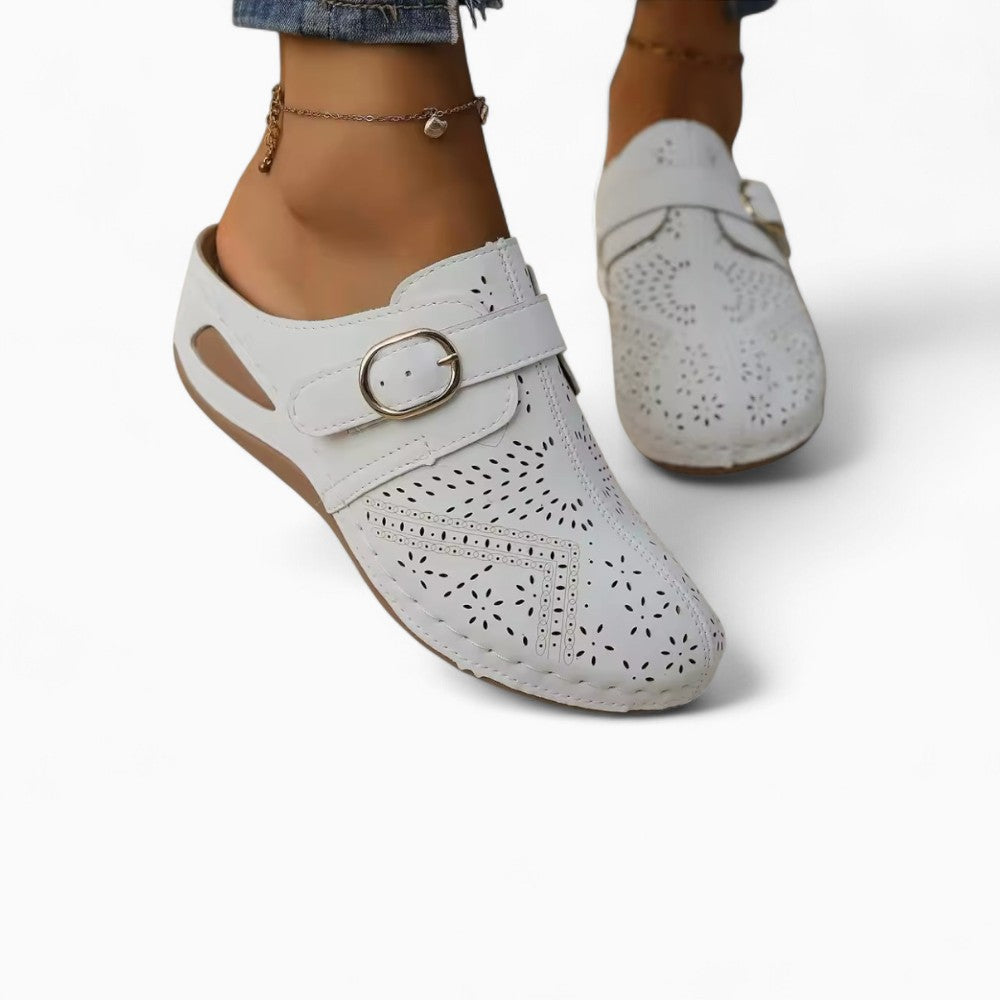 Mocassins Compensés Et Éléments Décoratifs Pour Femme