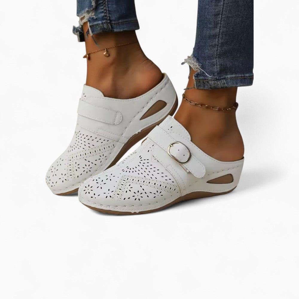 Mocassins Compensés Et Éléments Décoratifs Pour Femme