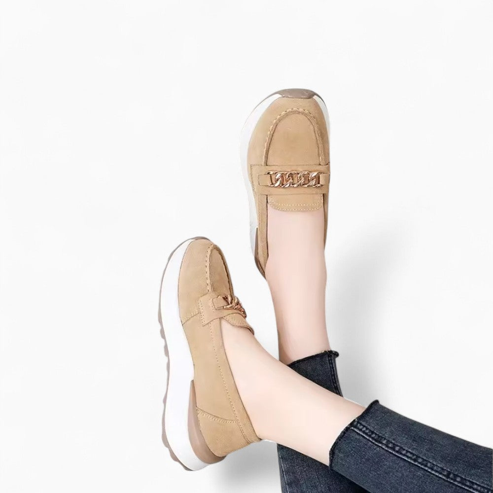 Mocassins En Daim À Boucle Dorée Et Semelle Épaisse