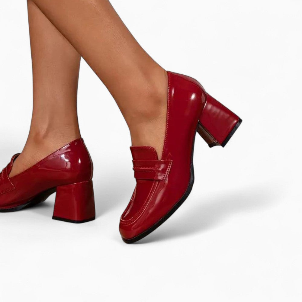 Mocassins À Talons En Cuir Vernis