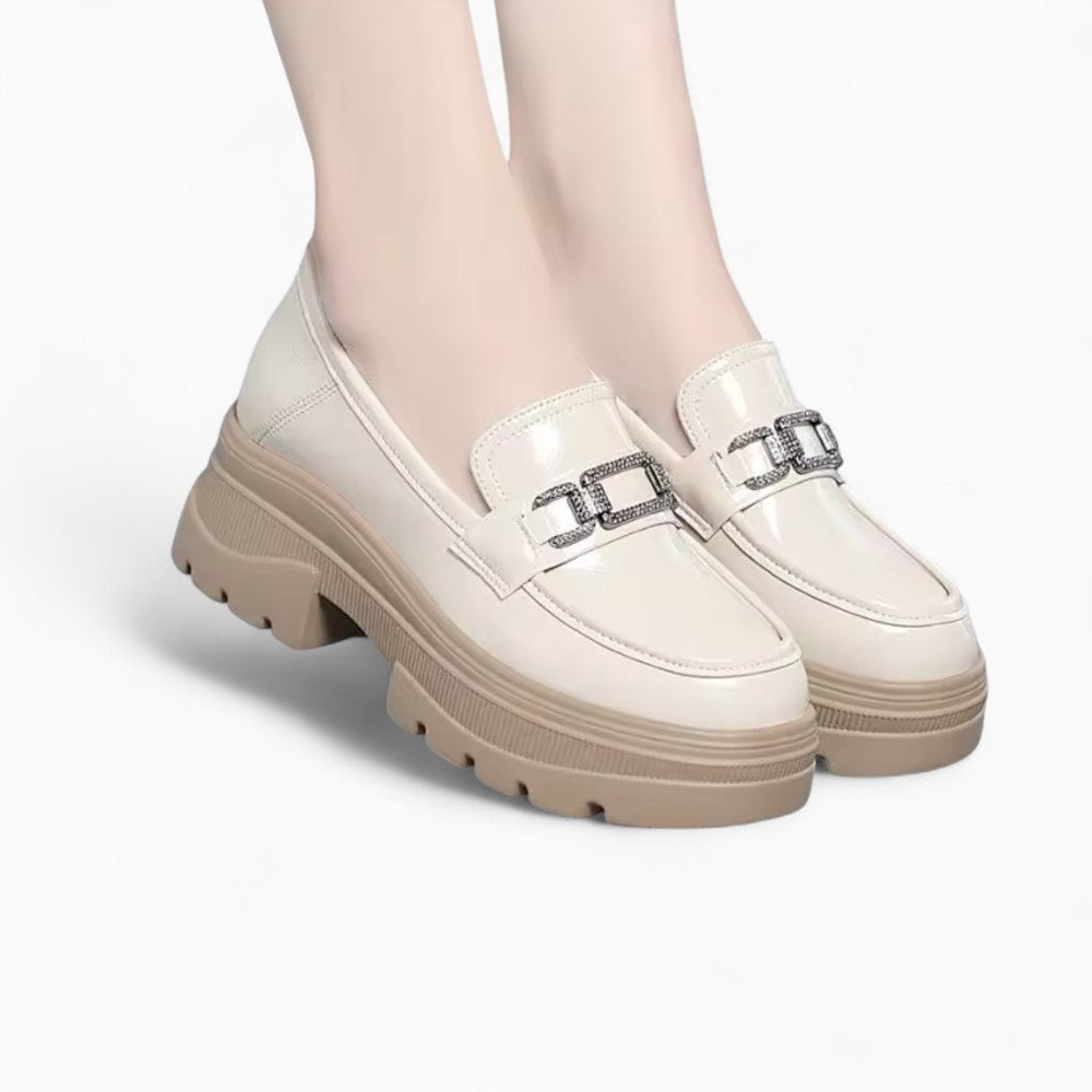 Mocassins À Plateforme Vernis Avec Chaîne Métallique Décorative