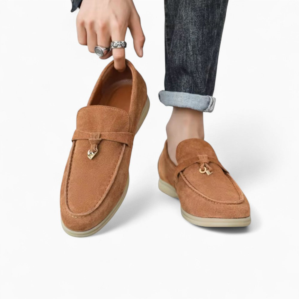 Mocassins À Glands En Daim Camel Pour Homme