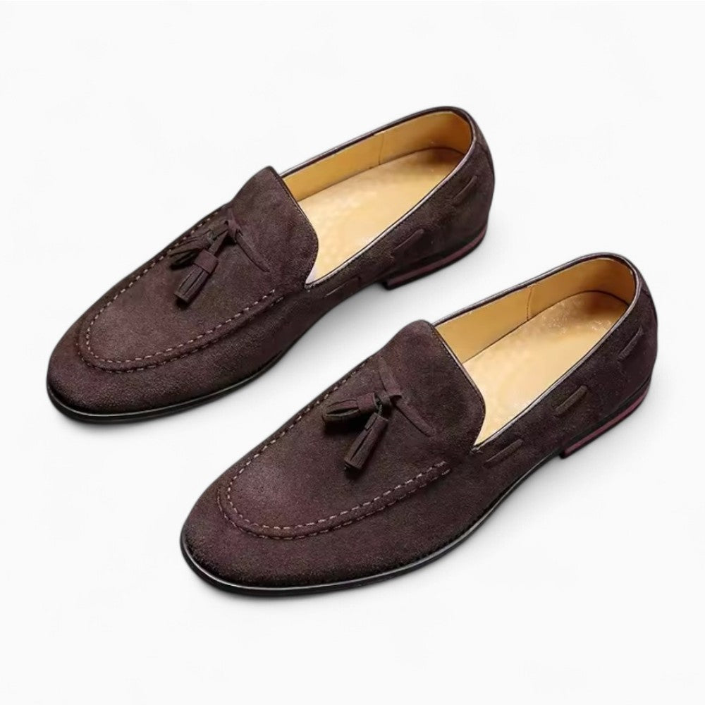 Mocassins À Glands En Cuir Suède À Surpiqûres Blanches