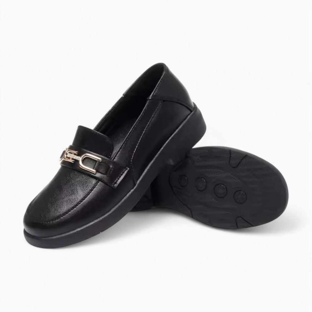 Mocassins Noirs À Semelle Épaisse Et Chaine Dorée Pour Femme