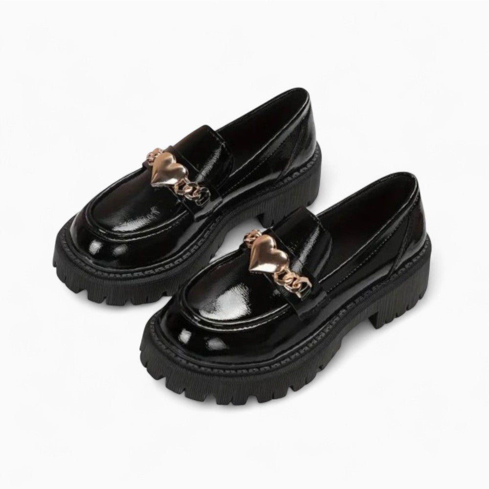 Mocassins En Cuir Verni Pour Femmes Avec Design De Cœur