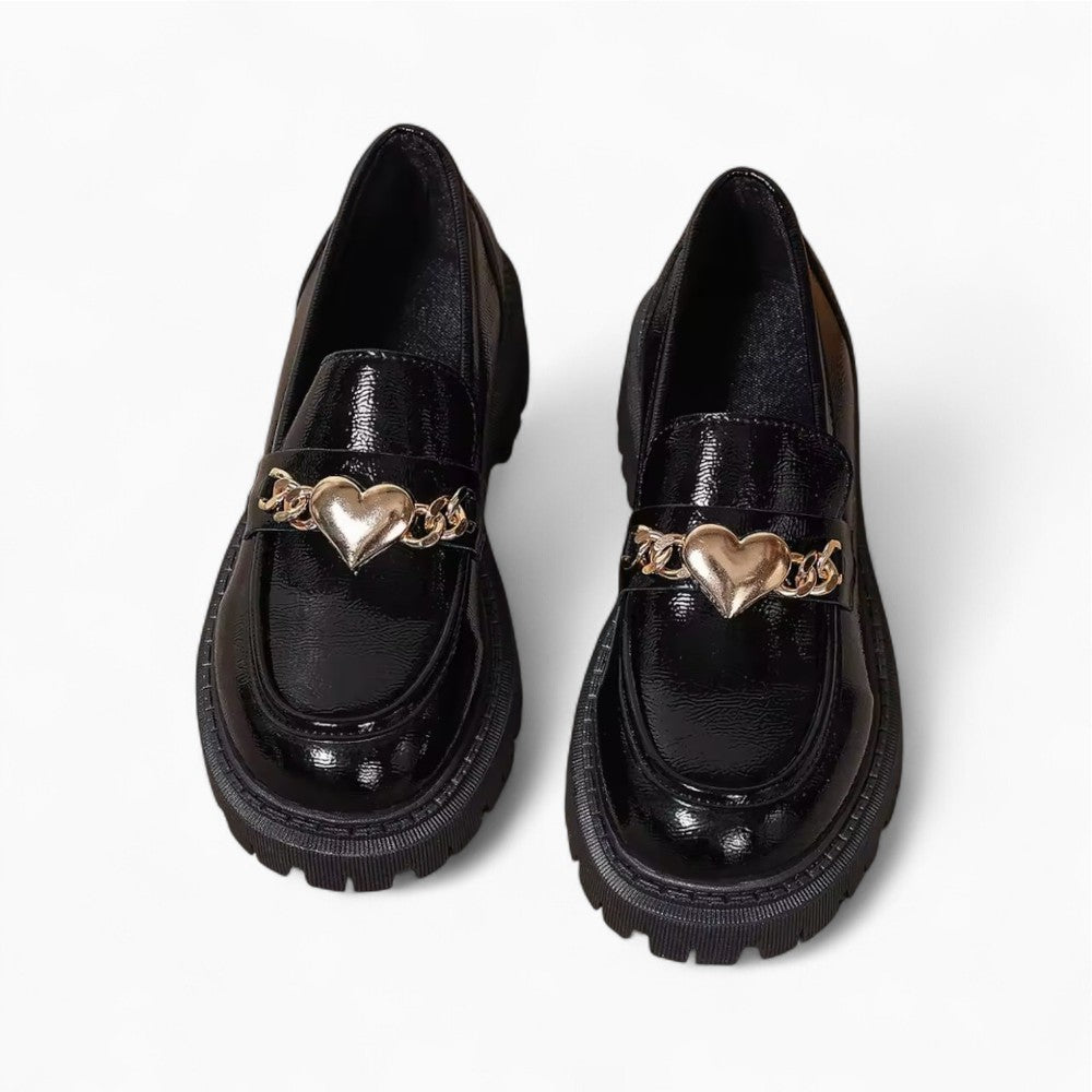 Mocassins En Cuir Verni Pour Femmes Avec Design De Cœur