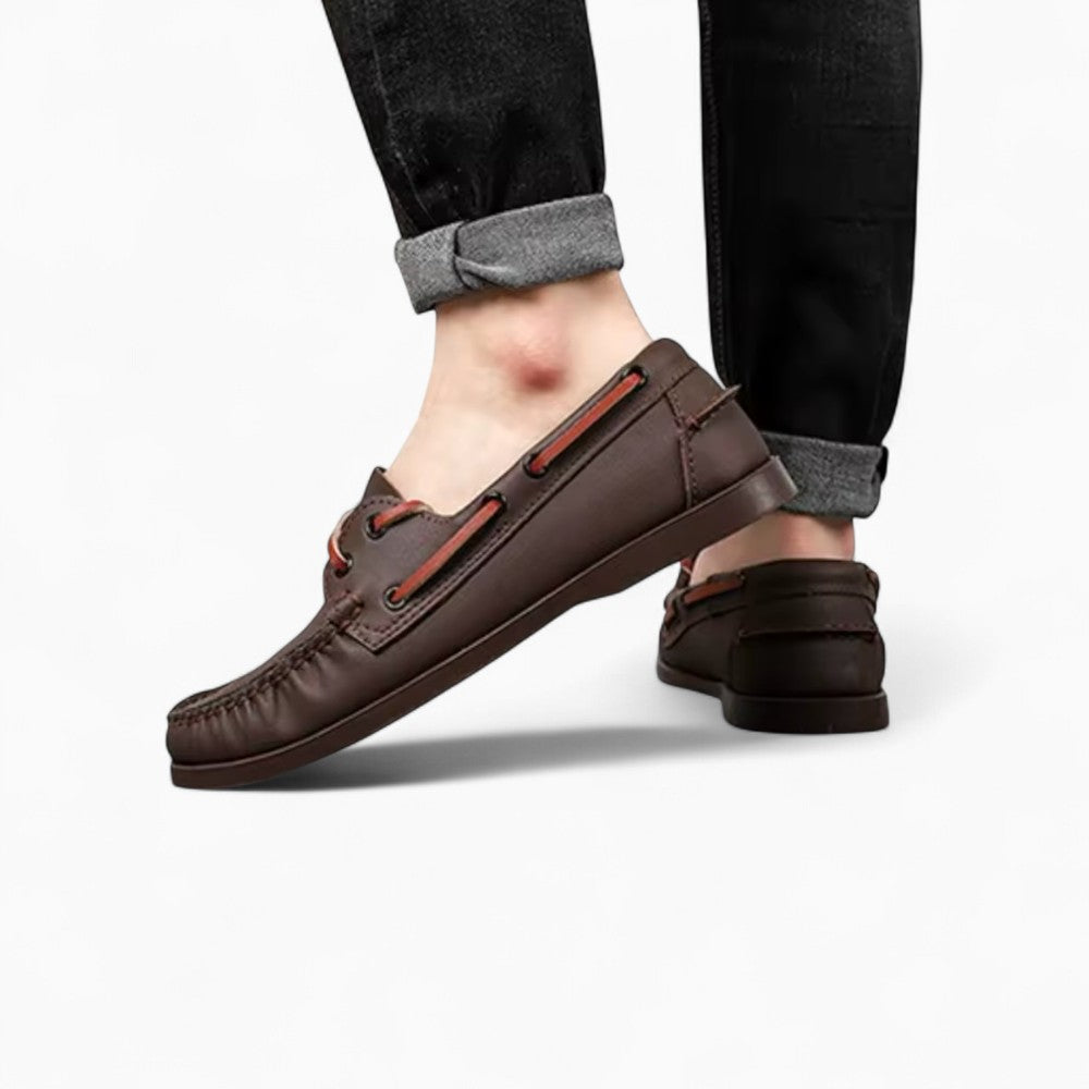 Mocassins Bateau Bicolores À Lacets Pour Homme
