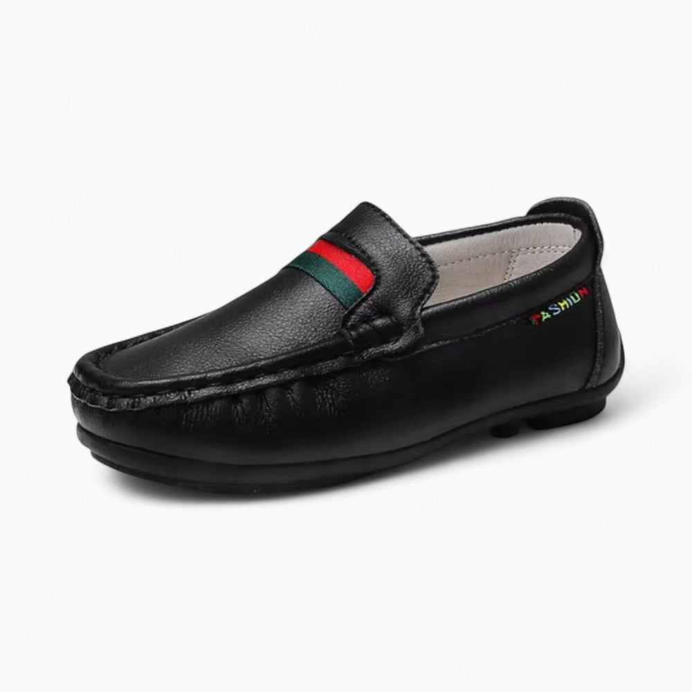 Mocassins Souples En Cuir Avec Un Design Rouge Et Vert Pour Garçons