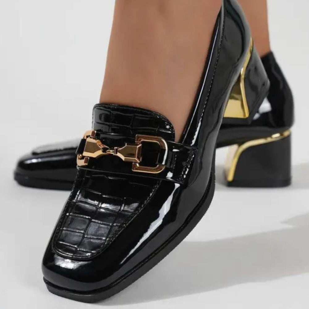 Mocassins Vernis Avec Boucles Noir Femme