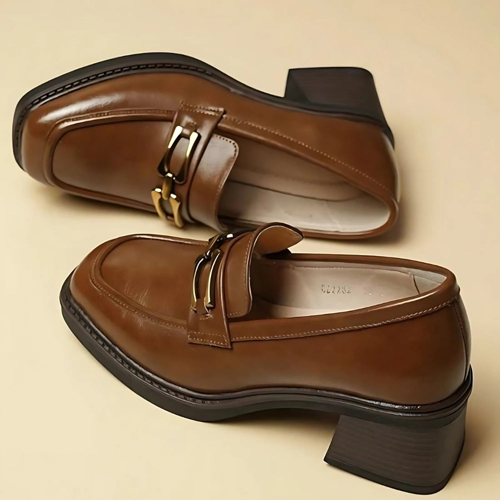 Mocassins Vernis À Talons Et Semelle Épaisse