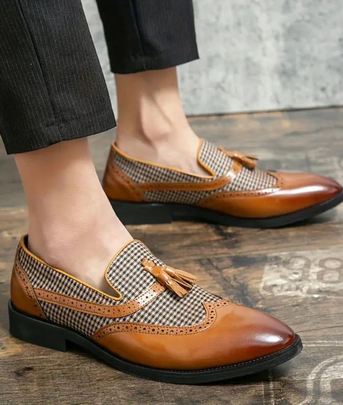 Mocassins À Gland À Carreaux Marron Et Blanc Pour Homme