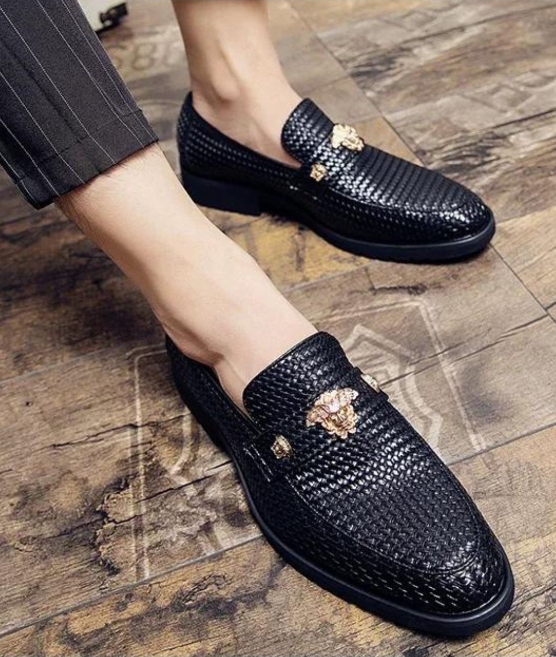 Mocassins À Bout Pointu En Cuir Verni Avec Nœud Décoratif