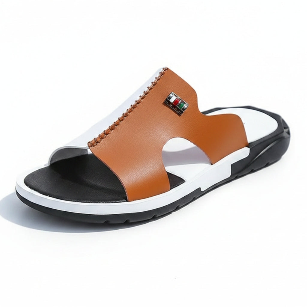 Harrow Sandales Slides en Cuir – Détail Contraste Semelle Plate Élégance Moderne