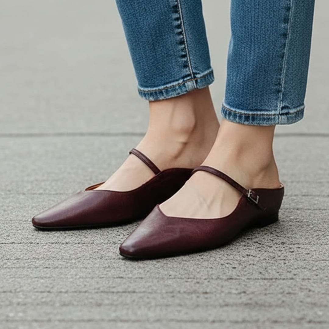 Chiara Mules Plates en Cuir – Style Mary Jane Silhouette Bout Pointu Élégance Confort